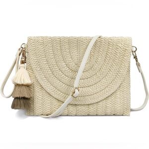 Chic Woven Crossbody Bag in Cream